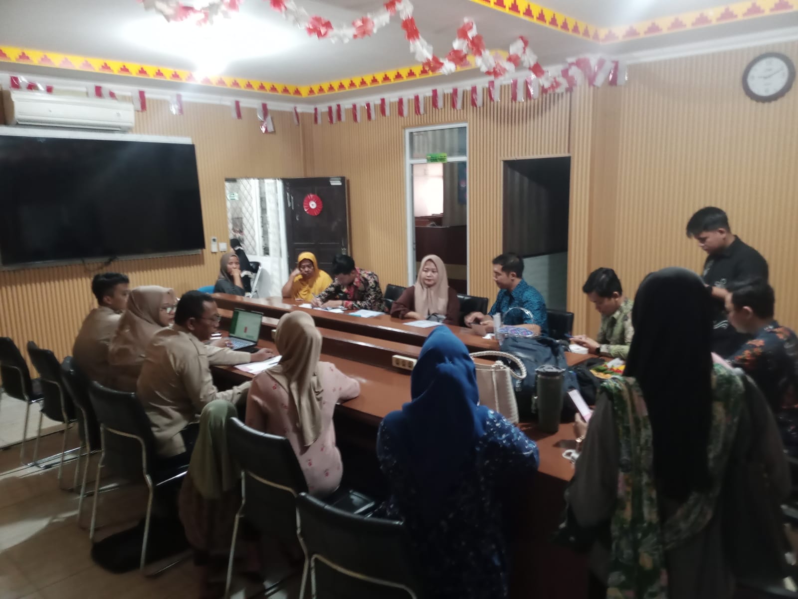 Dukcapil Kota Metro Implementasikan IKD dalam Pendistribusian KKS dan Buku Tabungan Burekol KPM Batch II